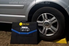 Geschlossene Solartasche 120Wp am Vorderrad